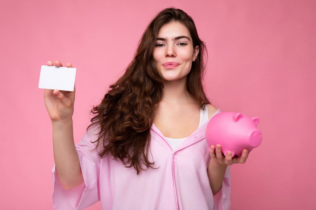 5 Ways To Save Money In Your 30s | Love My Senses EN