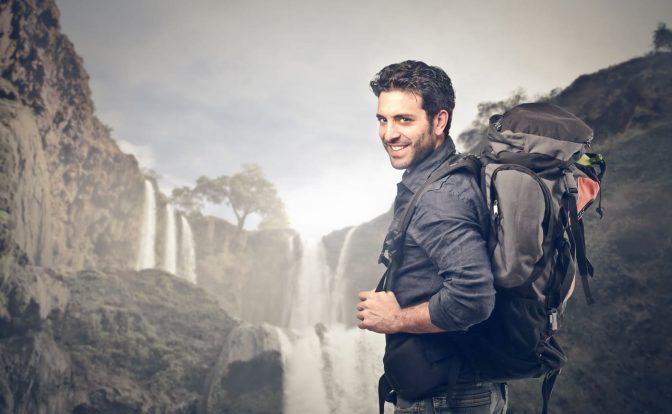 Viajando com estilo: os melhores acessórios de viagem para homens aventureiros Acessórios de viagem para homens aventureiros